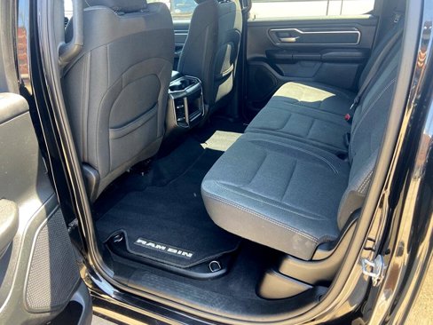 Used 2019 RAM 1500 Big Horn image 12