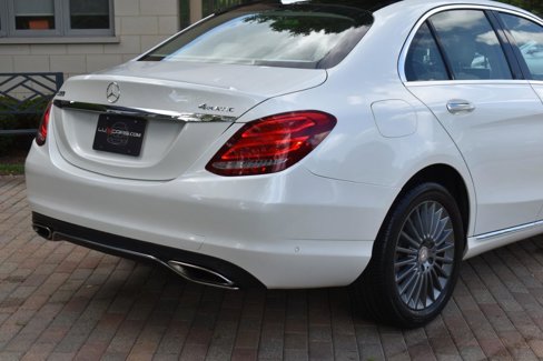 Used 2015 Mercedes-Benz C 300 4MATIC Sedan w/ Driver Assistance Package image 13