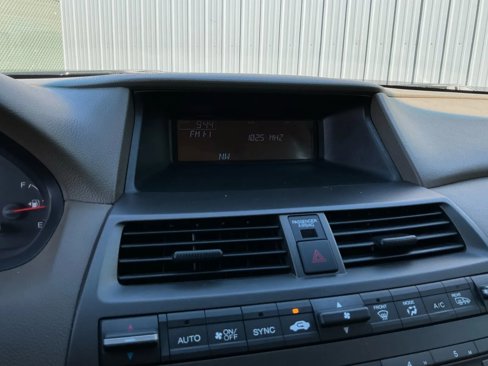 Used 2010 Honda Accord EX-L image 29