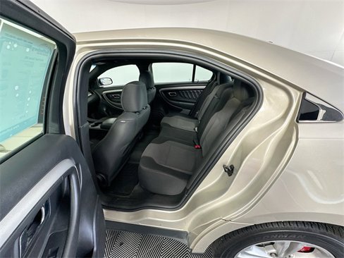 Used 2018 Ford Taurus SEL image 22