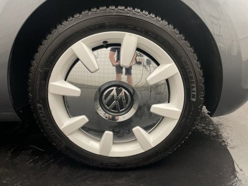 Used 2019 Volkswagen Beetle 2.0T Final Edition SEL image 26