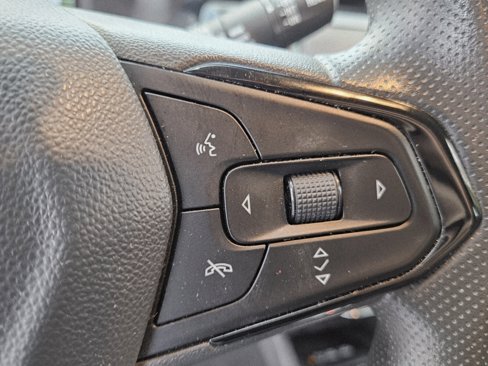Certified 2023 Chevrolet Bolt EUV LT image 31