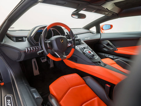 Used 2014 Lamborghini Aventador LP 700-4 image 12