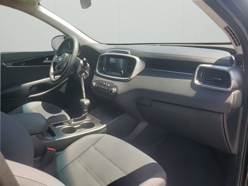 Used 2019 Kia Sorento L image 13