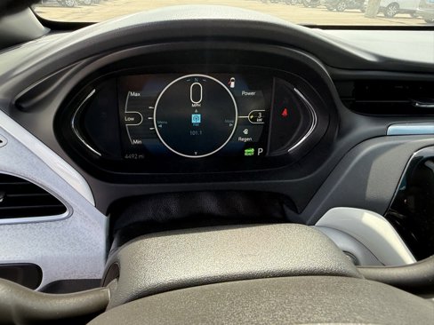 Used 2020 Chevrolet Bolt LT image 31