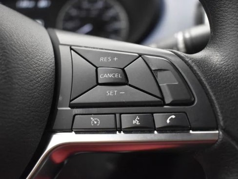 Used 2024 Nissan Versa SV image 21