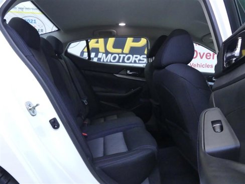 Used 2018 Nissan Maxima 3.5 S image 7