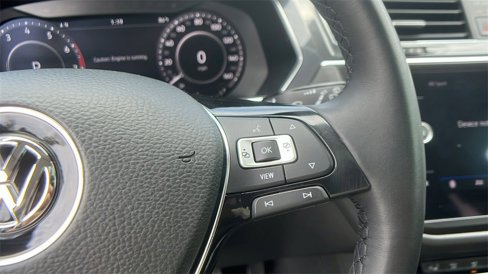 Used 2019 Volkswagen Tiguan SEL Premium R-Line image 27