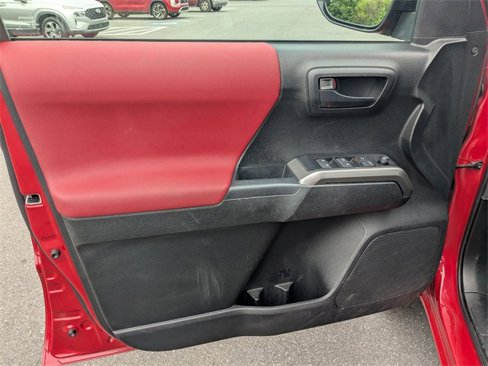 Used 2023 Toyota Tacoma SR5 image 9