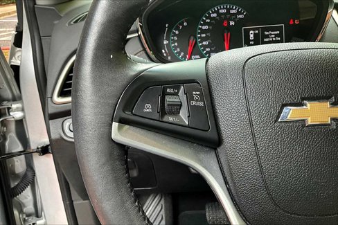 Used 2017 Chevrolet Trax LT w/ LT Convenience Package image 22