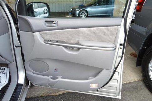 Used 2008 Toyota Sienna LE image 30