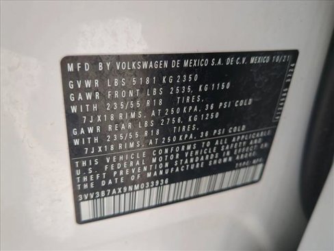 Used 2022 Volkswagen Tiguan SE image 27