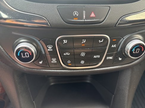 Certified 2022 Chevrolet Equinox RS image 25
