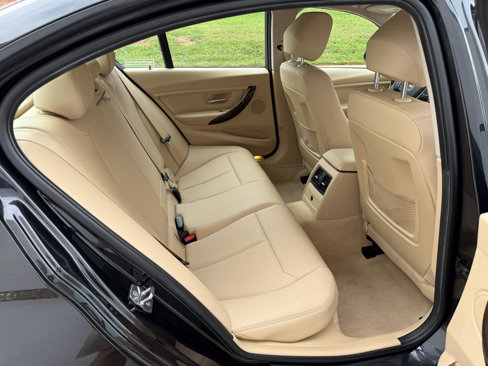 Used 2015 BMW 328i Sedan image 9