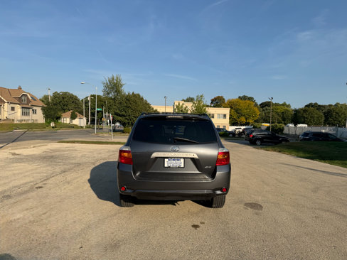 Used 2010 Toyota Highlander SE image 6