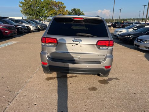 Used 2020 Jeep Grand Cherokee Laredo w/ Laredo X Package image 6