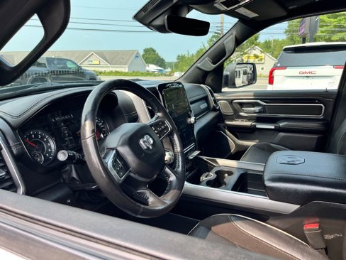 Used 2020 RAM 1500 Laramie image 12