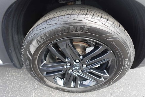Used 2024 Chevrolet Trax ACTIV w/ Sunroof Package image 35