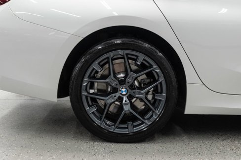 Used 2025 BMW 330i xDrive Sedan w/ Convenience Package image 36