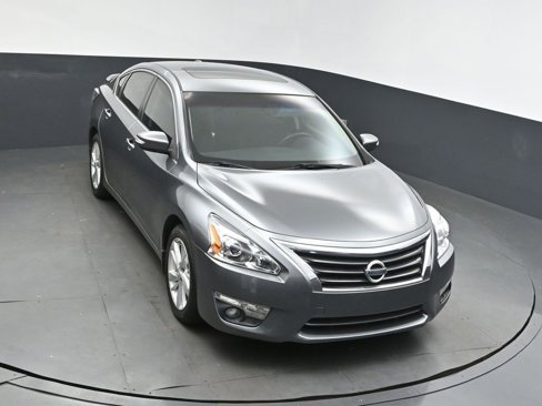 Used 2015 Nissan Altima 2.5 SV w/ Convenience Package image 1