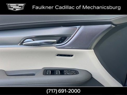 Used 2021 Cadillac XT5 Premium Luxury image 23