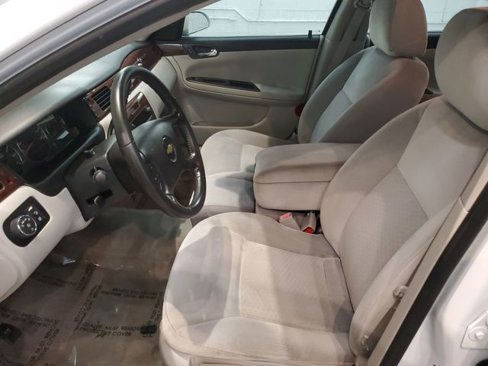 Used 2011 Chevrolet Impala LT image 10