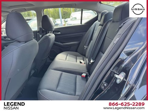 Used 2022 Nissan Altima 2.5 SV w/ SV Premium Package image 10