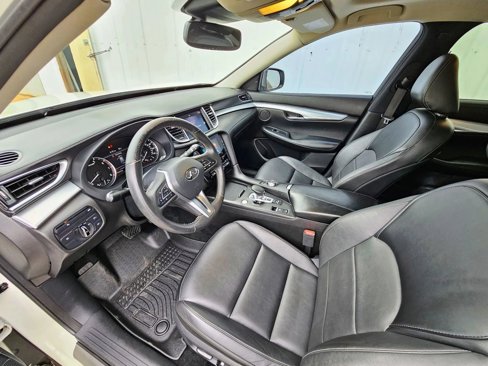 Used 2019 INFINITI QX50 Luxe w/ Navigation Package image 7