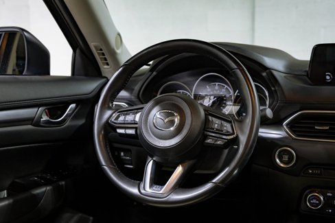 Used 2018 MAZDA CX-5 Touring image 37