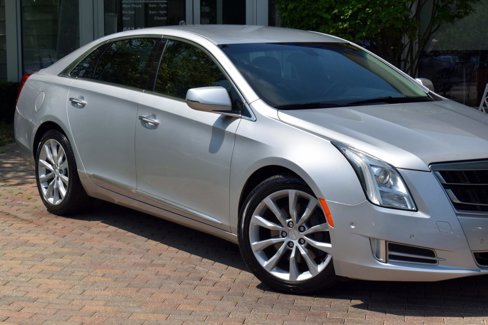 Used 2017 Cadillac XTS Luxury image 4