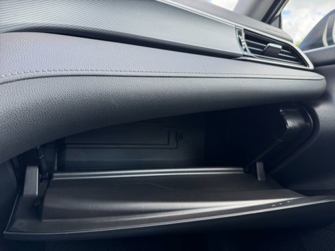 Used 2024 Toyota Camry LE image 7