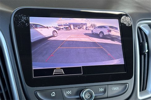Used 2022 Chevrolet Malibu LT image 27