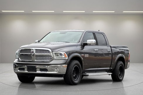 Used 2014 RAM 1500 Laramie w/ Convenience Group image 8