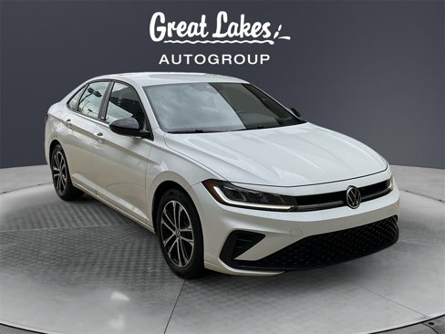 Used 2025 Volkswagen Jetta Sport image 7