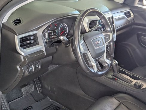 Used 2019 GMC Acadia SLT image 10