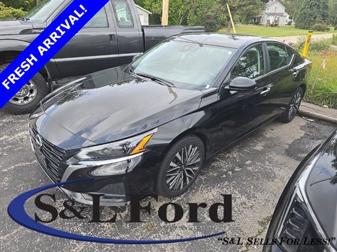 Used 2024 Nissan Altima 2.5 SV image 1