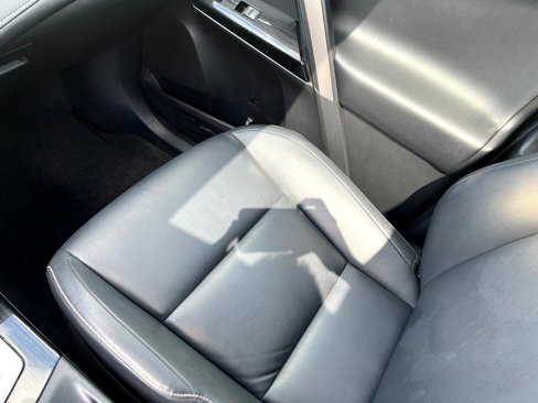 Used 2016 Toyota RAV4 Limited image 31