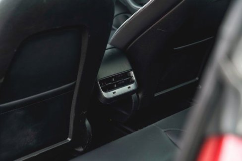 Used 2018 Tesla Model 3 Long Range image 18