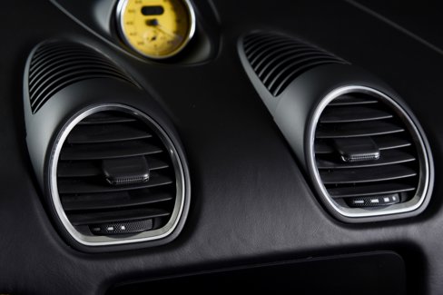 Used 2020 Porsche 718 Boxster Spyder image 23