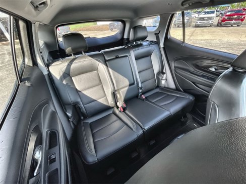 Used 2024 GMC Terrain SLT image 34