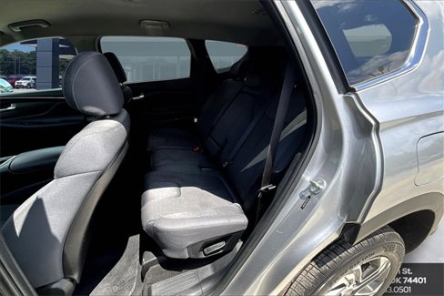 Used 2023 Hyundai Santa Fe SEL image 19