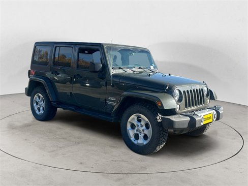 Used 2015 Jeep Wrangler Unlimited Sahara w/ Connectivity Group image 7