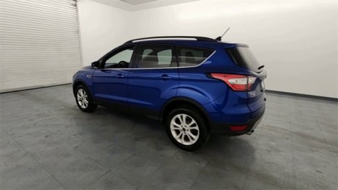 Used 2018 Ford Escape SE w/ SE Sync 3 Package image 6
