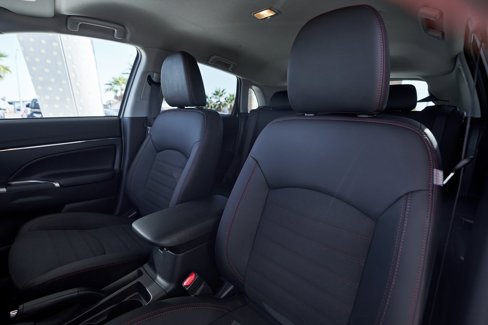 New 2025 Mitsubishi Outlander Sport SE image 29