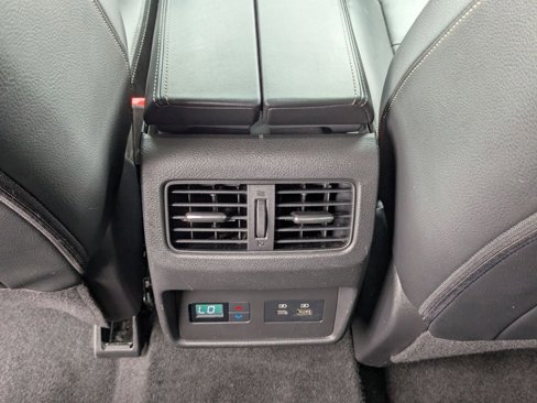 Used 2021 Nissan Rogue SL image 14