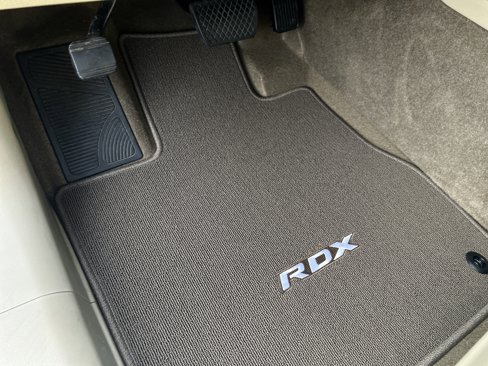 Certified 2018 Acura RDX FWD image 17