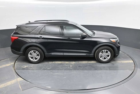 Used 2020 Ford Explorer XLT image 37