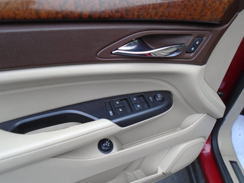 Used 2013 Cadillac SRX Luxury w/ Driver Awareness Package image 7