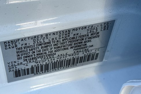New 2025 Nissan Sentra SV w/ Trunk Package image 32