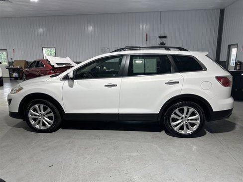 Used 2012 MAZDA CX-9 Grand Touring w/ Moonroof & Bose Audio Pkg image 4